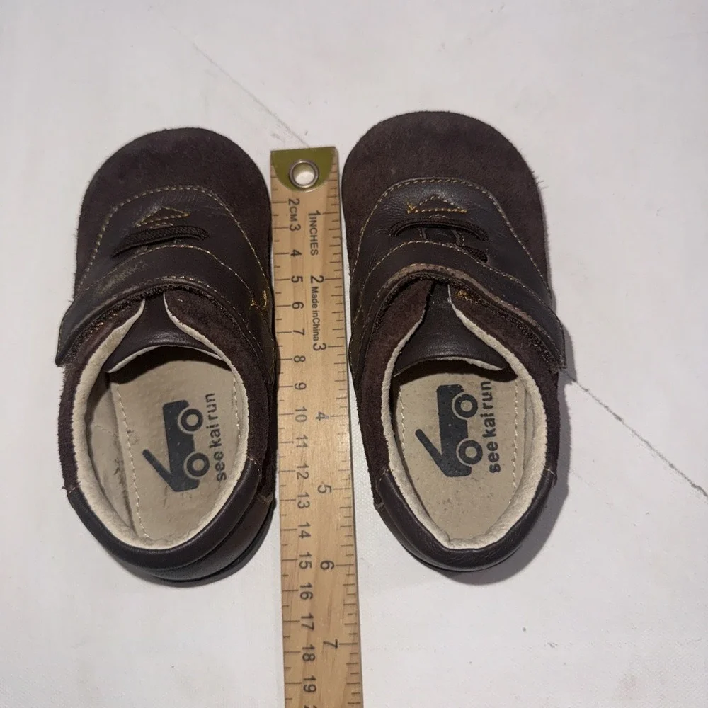 See Kai Run Brown Suede Loafers Baby Kids Toddler Walking Rubber Sole Shoes Sz 7